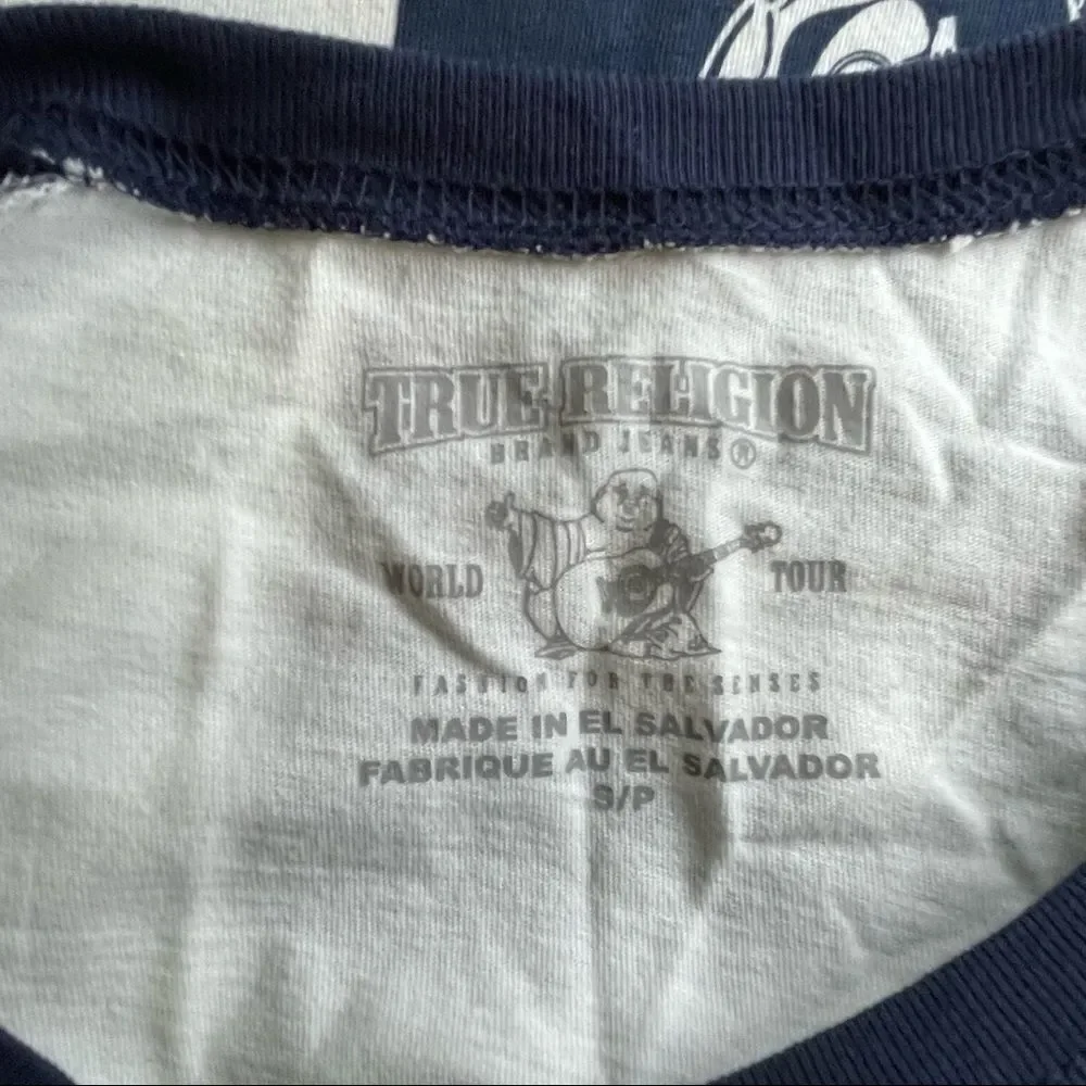 True Religion PATCH BLOCK SS RAGLAN TEE in Size Small‎